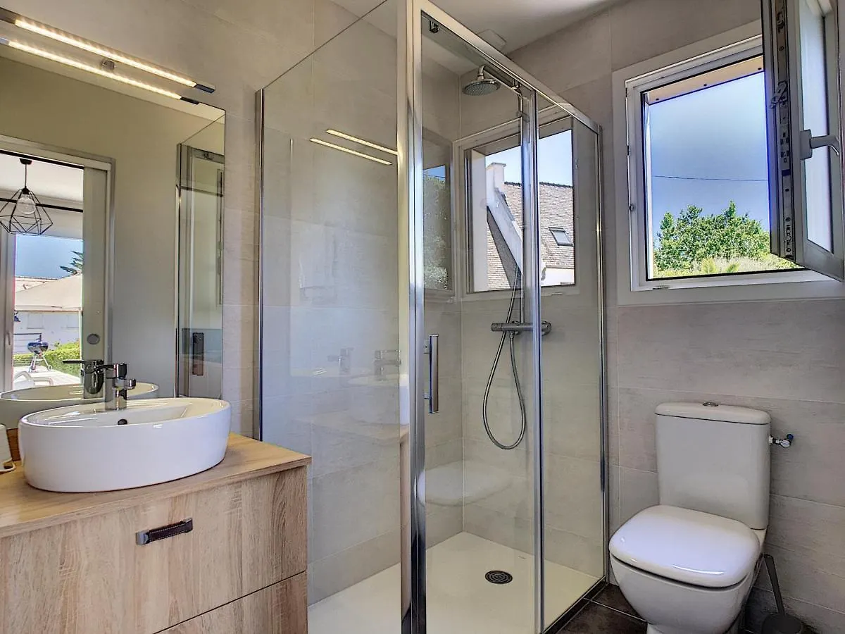 Maison Recente A 200M De La Plage Avec Terrasse Vue Mer A Crozon - Fr-1-370-37 Βίλα 0*,  Γαλλία