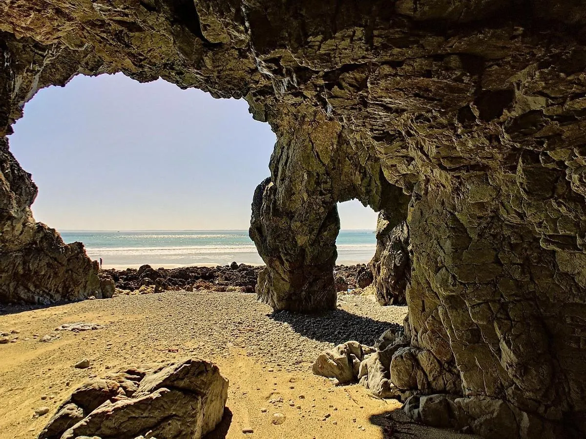 Maison Recente A 200M De La Plage Avec Terrasse Vue Mer A Crozon - Fr-1-370-37 Βίλα